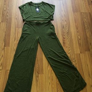 Netflix and chill set from fashion nova